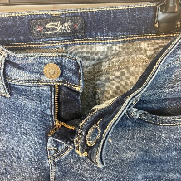 Silver Jeans 'Sam' Women's Size 25 (26 x 28) Straight leg Low Rise Distressed - Picture 7 of 13